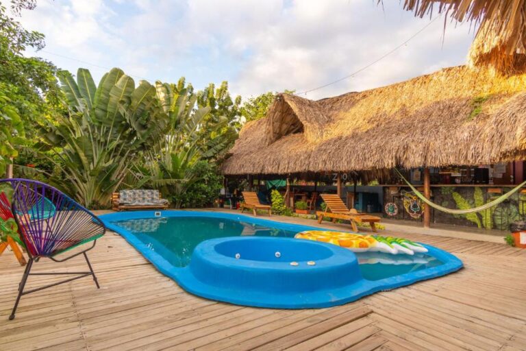 Zoo Hostel Pool Palomino La Guajira Hostal By Hoteles Colombia 001
